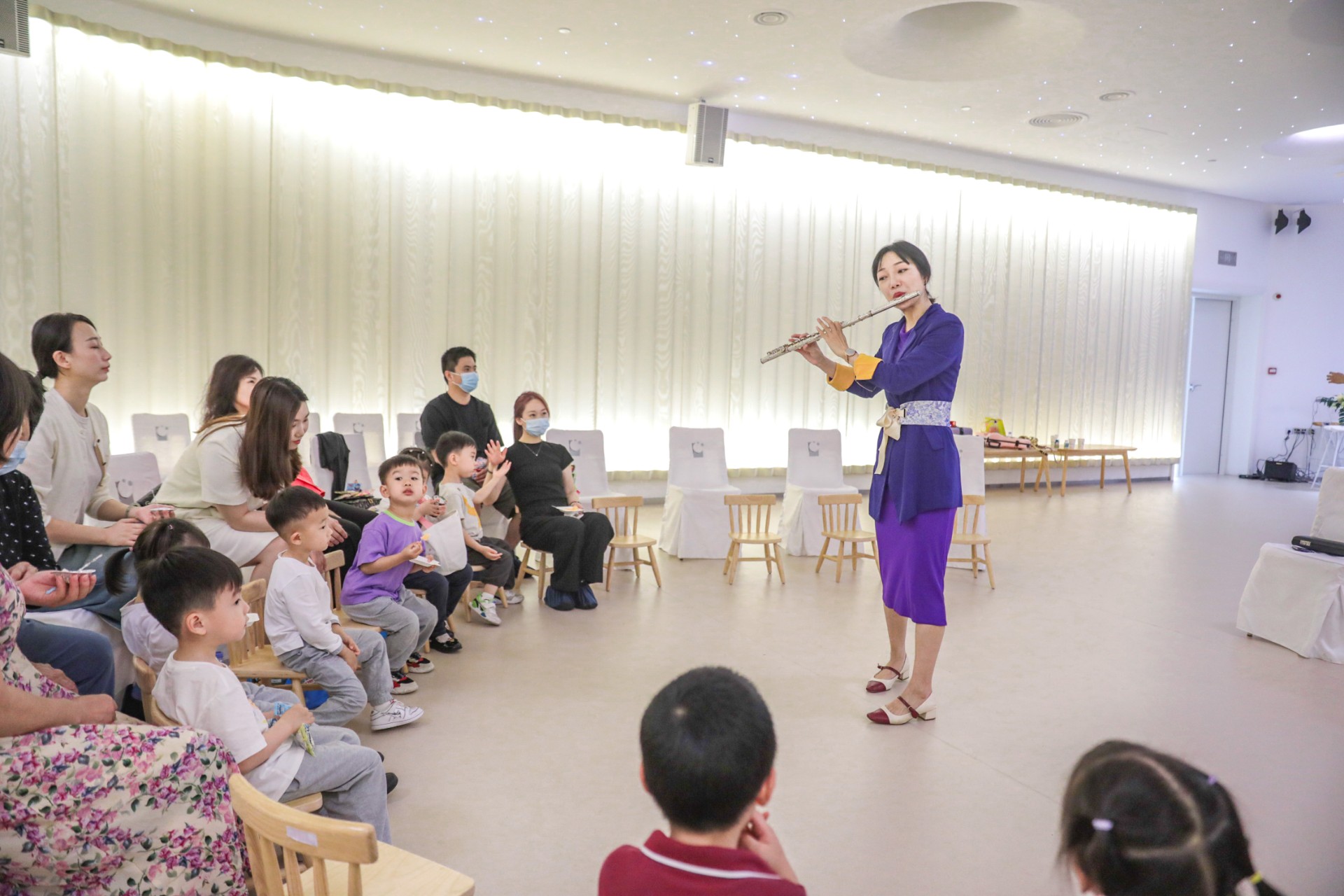 科发幼儿园特邀数位音乐家、演奏家到访“赢·剧场”